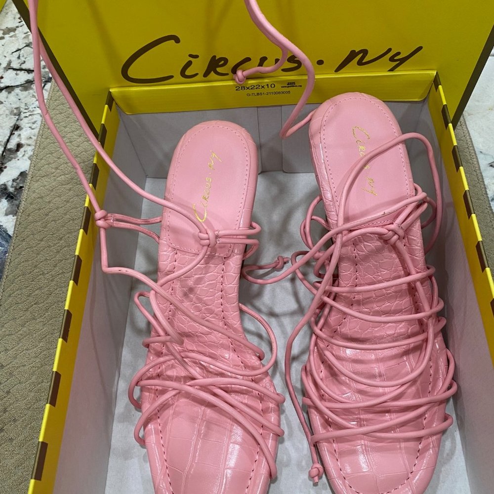 NWT Circus NY Blanche, Sunset Pink Sandal- 8.5